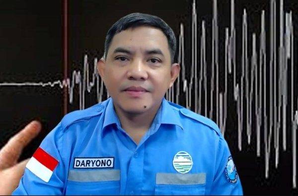 pemerhati-gempa-bumi-dan-tsunami-daryono-mengundurkan-diri-dari-jabatan-direktur-gempabumi-dan-tsunami-bmkg-dok-pribadi-1771080684889_169