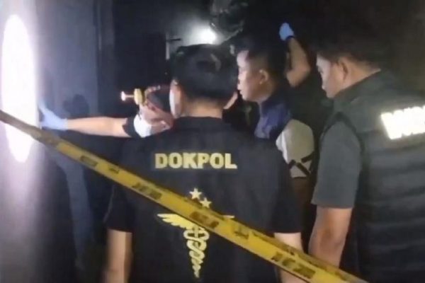polisi_olah_tkp_kasus_irt_tewas_di_takalar