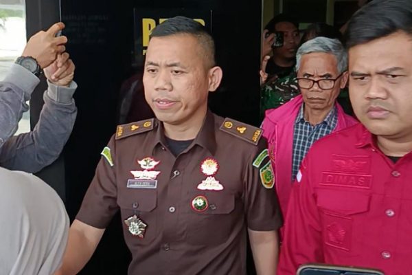 tersangka_korupsi_lombok_tengah